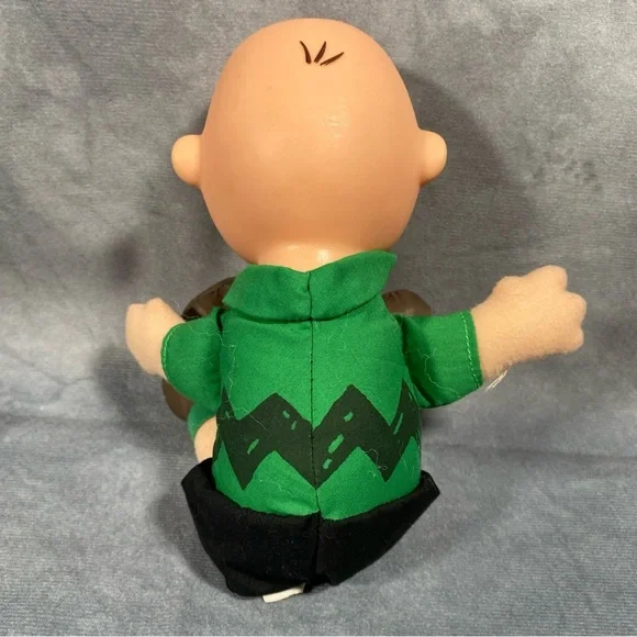 1993 CHARLIE BROWN PLUSH Peanuts McDonald's‎ Doll Vintage 10" - Picture 2 of 7